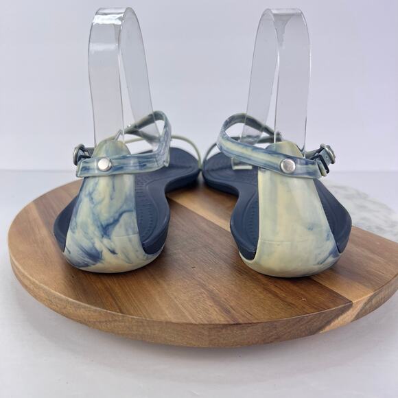 EUC Crocs Really Sexi Marbled Blue White Strappy Tie Dye Thong Flip Sandal 9 - Picture 7 of 8